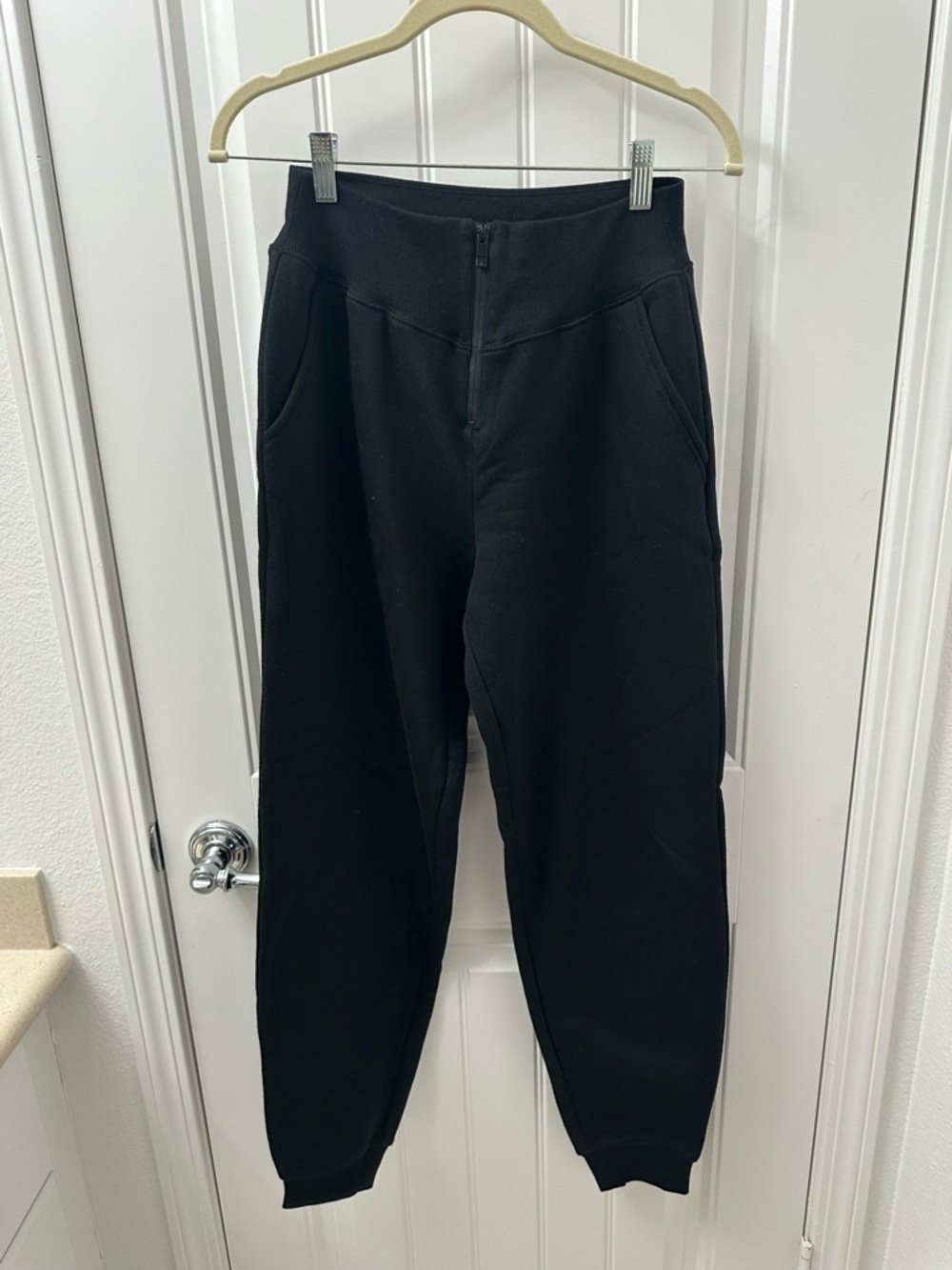 ALO Yoga Front Zipper Black Joggers